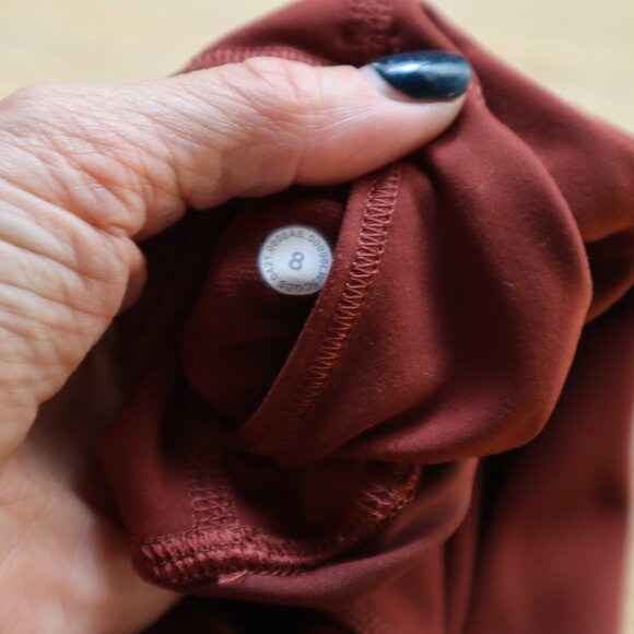 Lululemon Wunderunder Burgendy/Rust Legging- Size 8 - Picture 3 of 6